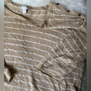 light brown and white long sleeve that looks great with anything! Medium & loose